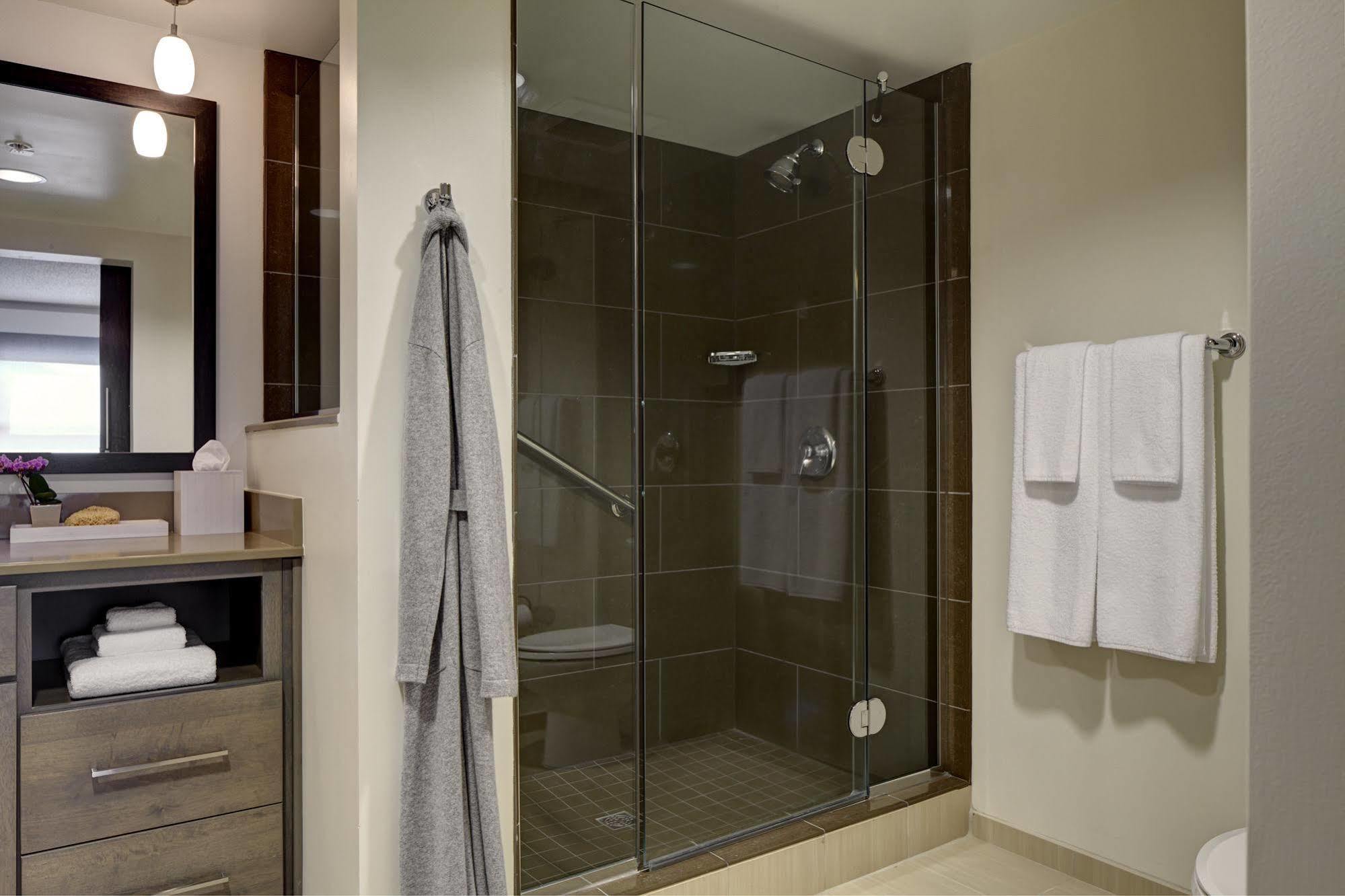 Отель Hyatt House Philadelphia/Plymouth Meeting East Norriton Экстерьер фото
